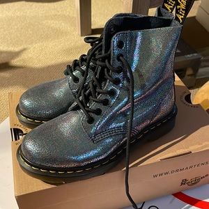 Dr Martens Pascal Iridescent Boots Size 7 women